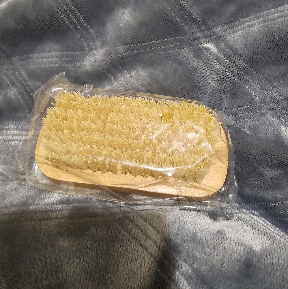 CREMO Beard Brush - Picture 2 of 3